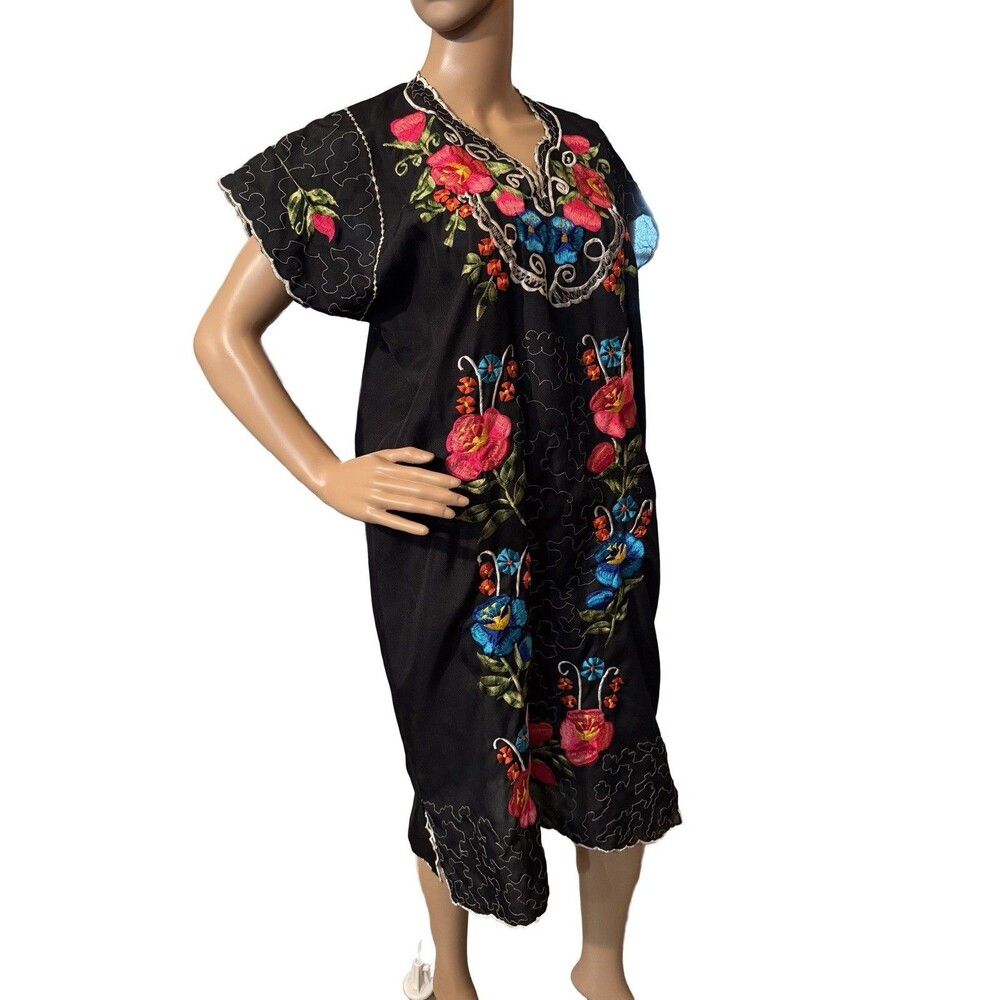 Vintage Black Embroidered Mexican Dress w/ Vibrant Flowers - Knee Length